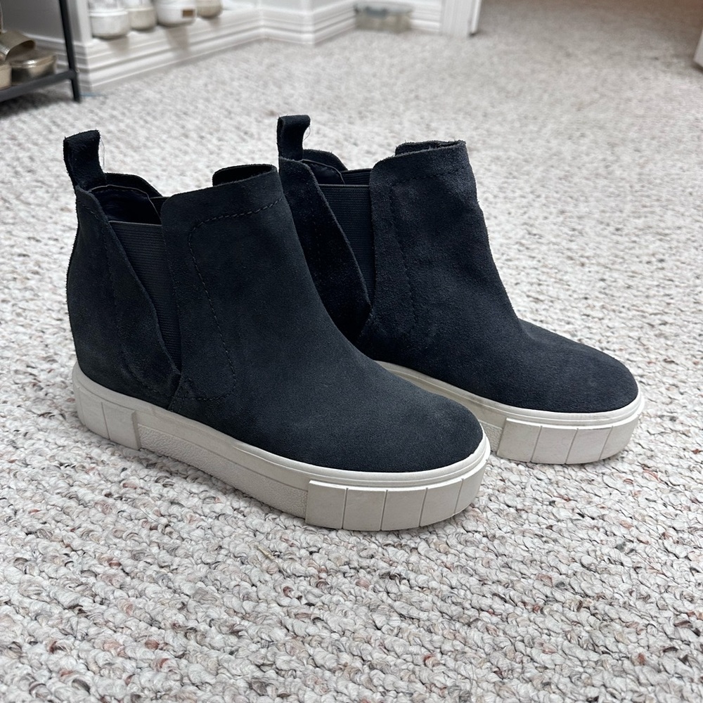 Dolce Vita high tops